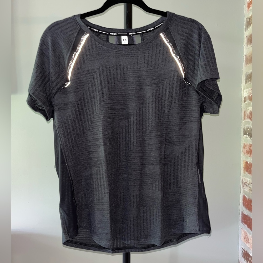 Under Armour Streaker Phantom Run Short Sleeve NWT | size large